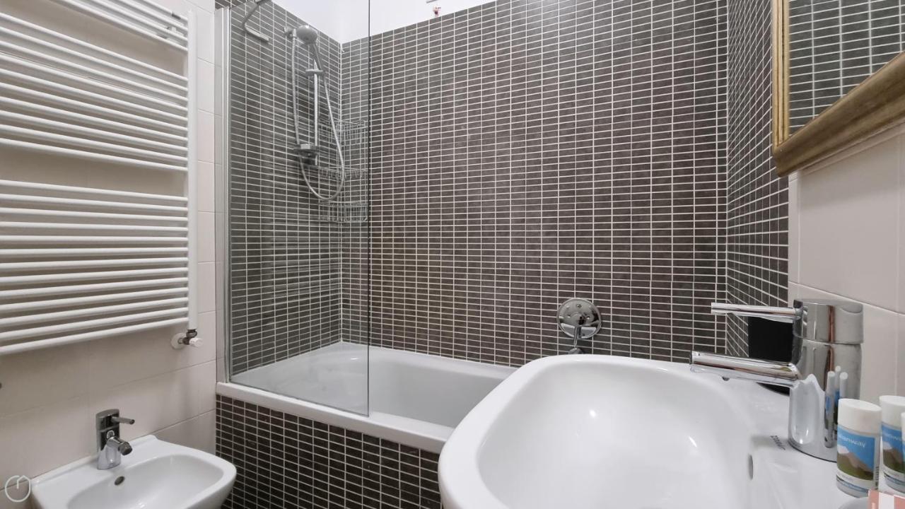 Italianway - Sarpi 10 B Apartment Milan Luaran gambar